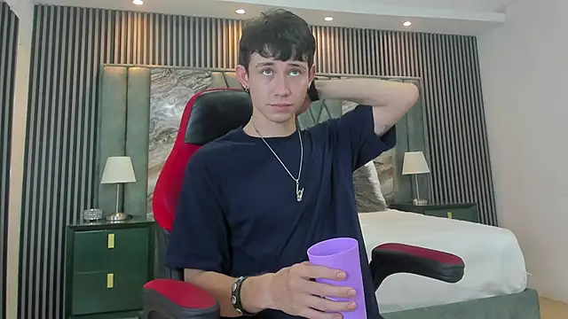 Michael blue online show from 09.19.25