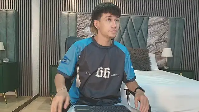 Michael blue online show from 01.07.26