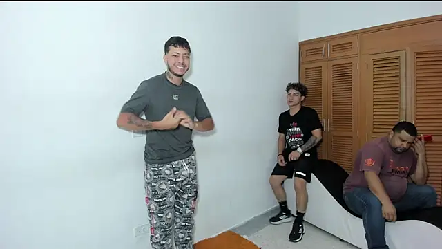 brutal sex room2k online show from 10.16.25