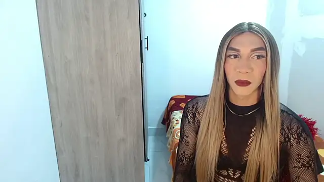 couple vzl online show from 10.25.25