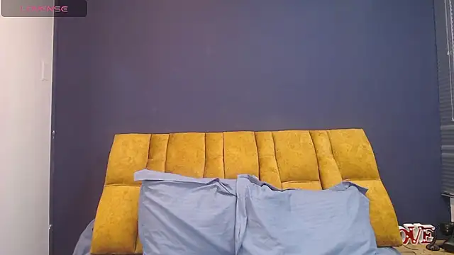 KendraaSimons online show from 01.09.26