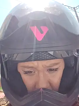 Snapshot of You-sexy-starr chatting on 02.12.26 You-sexy-starr online show from 02.12.26