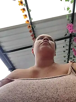 Snapshot of You-sexy-starr chatting on 03.02.26 You-sexy-starr online show from 03.02.26