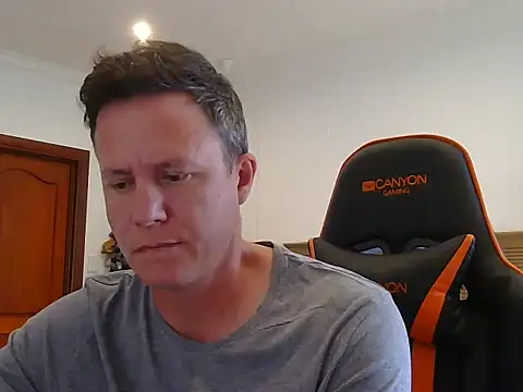 Snapshot of TroyDieselXXX chatting on 01.16.26 TroyDieselXXX online show from 01.16.26