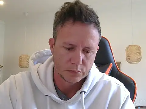 Snapshot of TroyDieselXXX chatting on 02.17.26 TroyDieselXXX online show from 02.17.26