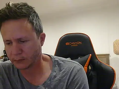 Snapshot of TroyDieselXXX chatting on 02.24.26 TroyDieselXXX online show from 02.24.26