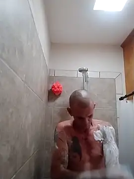 helldonk online show from 10.04.25