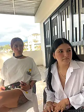 Scaarlettfox online show from 10.04.25