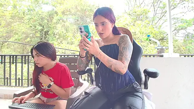 Scaarlettfox online show from 10.29.25