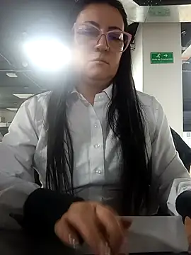 Romina693 online show from 11.21.25