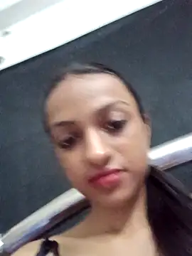 Your-Kitkat online show from 09.15.25