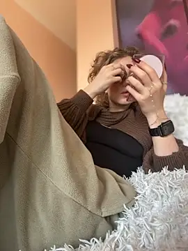 KellyKeler online show from 10.23.25