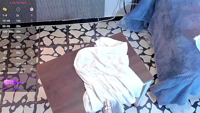 Snapshot of bigboobs_violeta chatting on 11.17.25 bigboobs violeta online show from 11.17.25