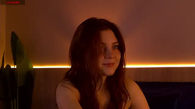 Nora  Ray online show from 09.26.25