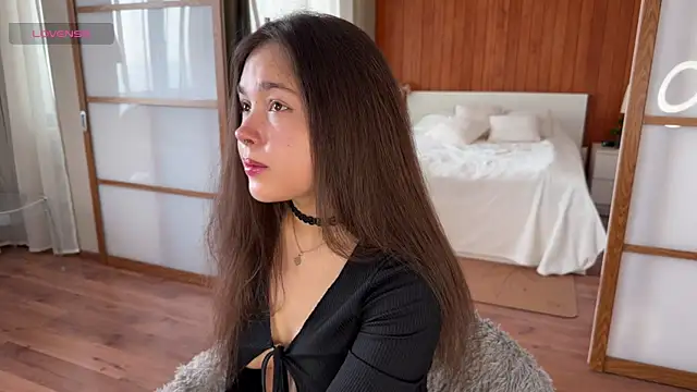 Snapshot of PlumyBun chatting on 12.20.25 PlumyBun online show from 12.20.25