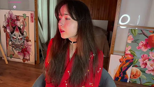 Snapshot of PlumyBun chatting on 05.19.26 PlumyBun online show from 05.19.26