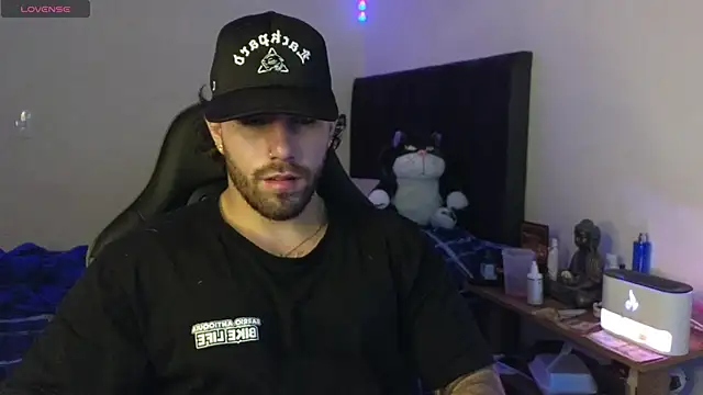 Ades Lowe online show from 03.06.26