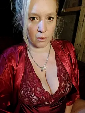 Bouncy-Bella28X online show from 10.05.25