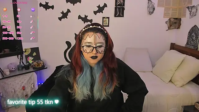 Snapshot of Cherry_blush_ chatting on 10.27.25 Cherry blush online show from 10.27.25