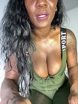 Bustykeyla online show from 12.19.24