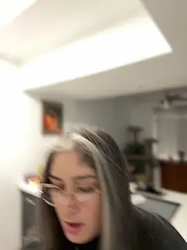 Alix Valentine online show from 11.26.25