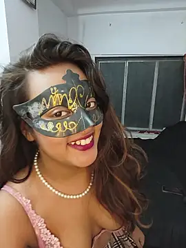 Snapshot of sam_honey5 chatting on 11.23.25 sam honey5 online show from 11.23.25