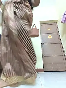 Snapshot of Villageanuty chatting on 11.06.25 Villageanuty online show from 11.06.25