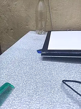 Snapshot of Villageanuty chatting on 11.22.25 Villageanuty online show from 11.22.25