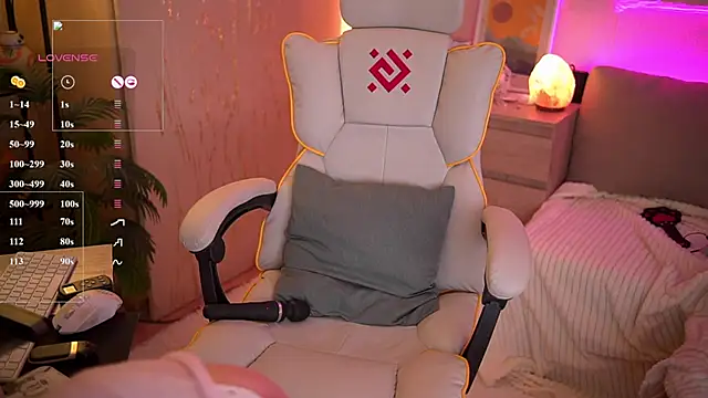 bryk elise online show from 04.23.26