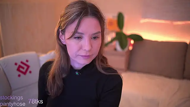 Snapshot of bryk_elise chatting on 05.17.26 bryk elise online show from 05.17.26