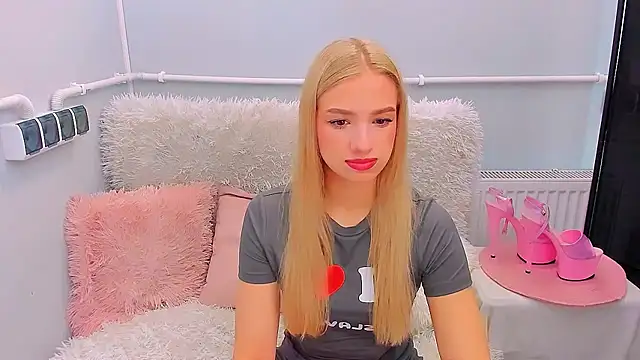 EvetteRose online show from 03.30.26