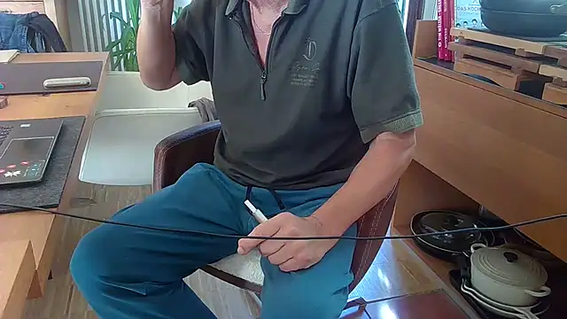 Unique X perience online show from 10.02.25