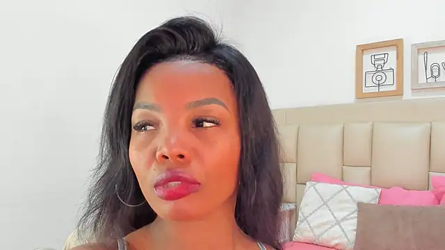 dakhota    online show from 12.23.25