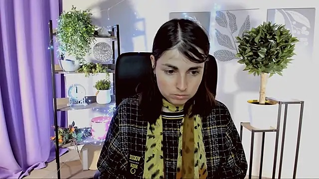 MartaEdams online show from 04.08.26