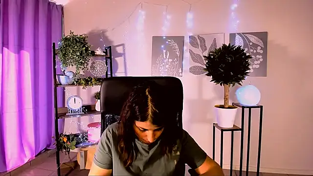 MartaEdams online show from 06.08.26
