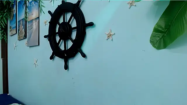 eladyrous98 online show from 10.09.25