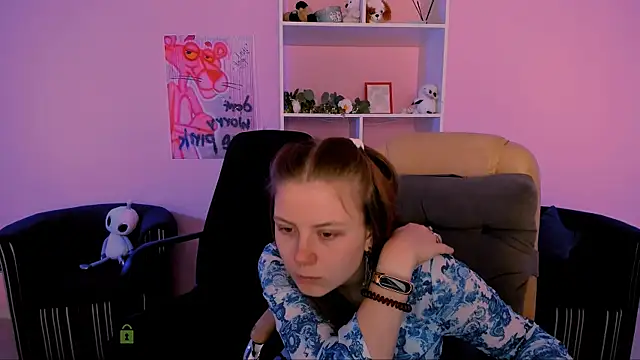 foxy tease  online show from 09.19.25