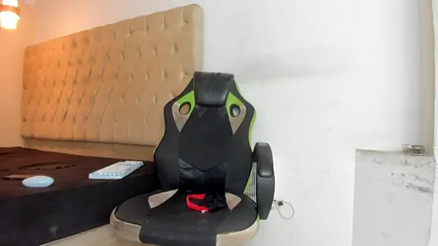 Darkknightx01 online show from 03.13.26