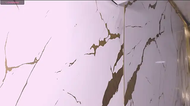 Snapshot of eimy_skinny_ chatting on 02.01.26 eimy skinny online show from 02.01.26