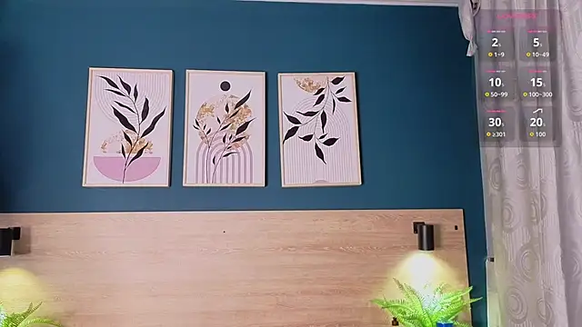 SarahMiler  online show from 09.09.25