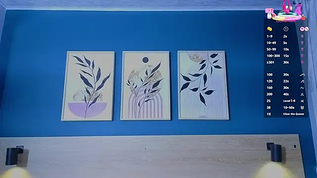 SarahMiler  online show from 10.04.25