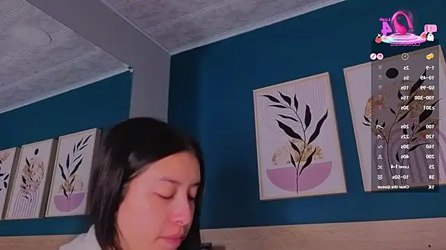 SarahMiler  online show from 10.18.25