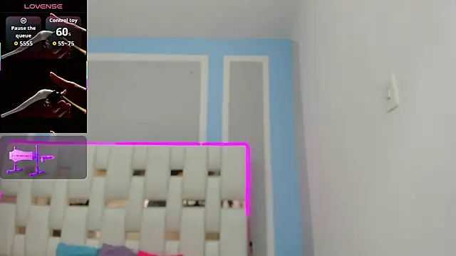 Snapshot of elenacooper1 chatting on 11.25.25 elenacooper1 online show from 11.25.25