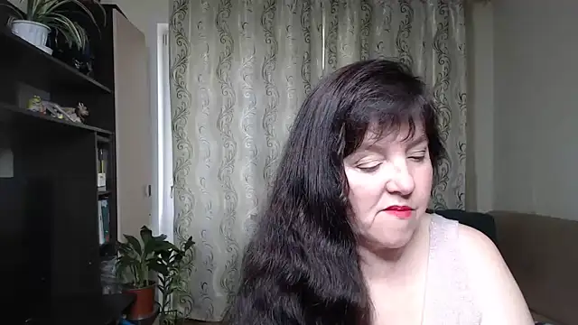 Snapshot of Illusionq chatting on 06.07.26 Illusionq online show from 06.07.26