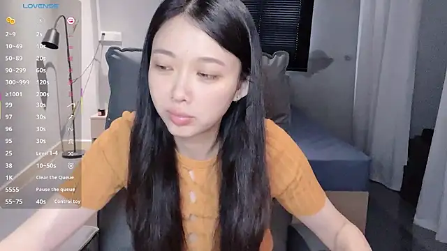 Snapshot of NiNi-baby520 chatting on 10.05.25 NiNi-baby520 online show from 10.05.25