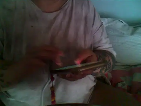 Snapshot of LupeLok chatting on 09.12.25 LupeLok online show from 09.12.25