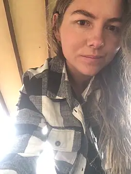 Angiehuston1 online show from 03.05.26