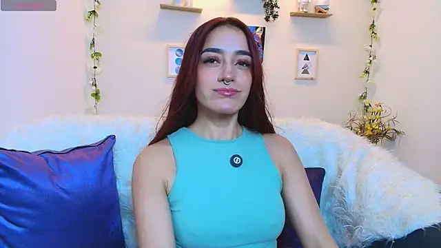 Snapshot of ViolethRosse chatting on 05.05.26 ViolethRosse online show from 05.05.26