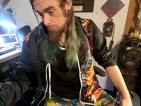 thejuicybacon online show from 10.24.25