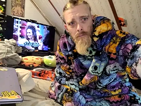 thejuicybacon online show from 11.25.25